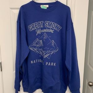 Sweatshirt